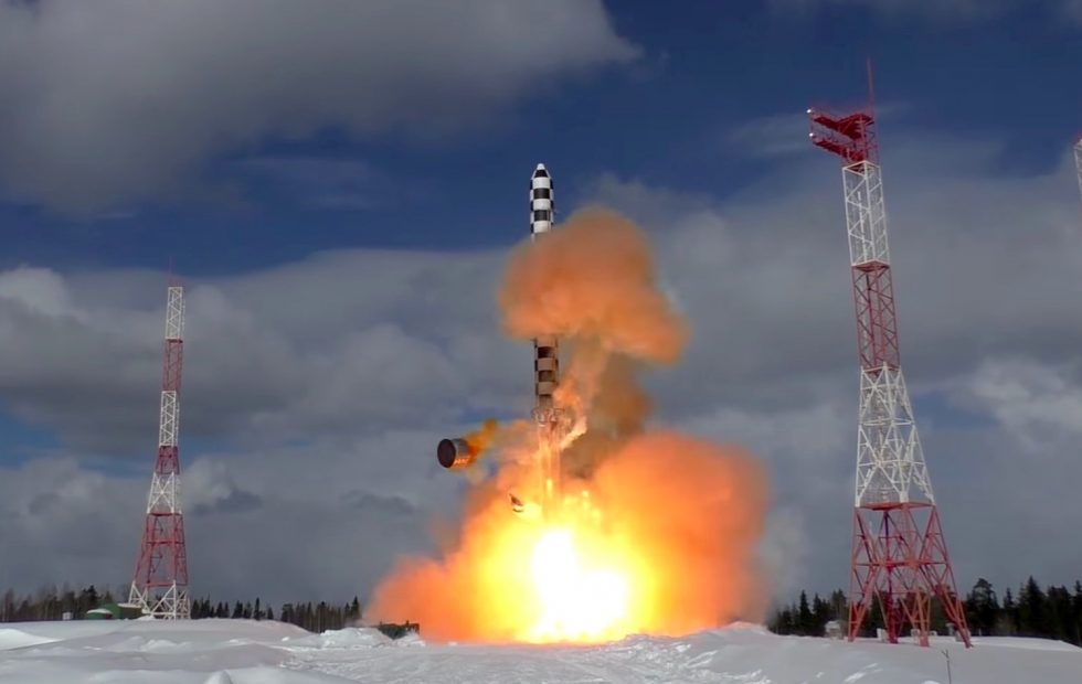 Nga công bố hình ảnh thử tên lửa ICBM Satan-2 uy lực gấp 3.000 lần quả bom thả xuống Hiroshima ảnh 1